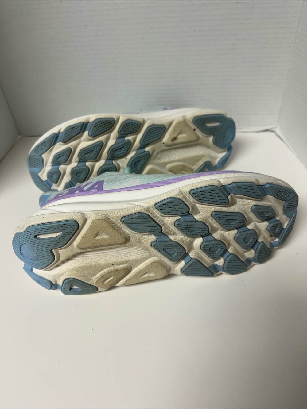HOKA Clifton 9 Women's Running Shoes Size 10 B Mint Green Purple EUC - Picture 7 of 7